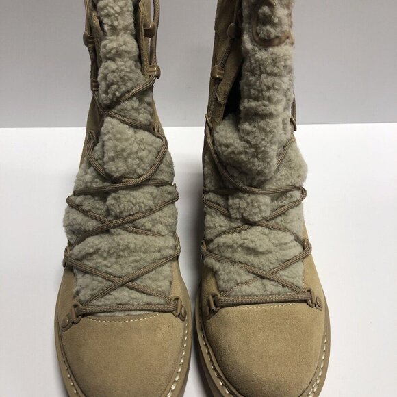Calvin Klein Women’s Alaina, Lace-Up Boots, Size 8.5M - Picture 3 of 6